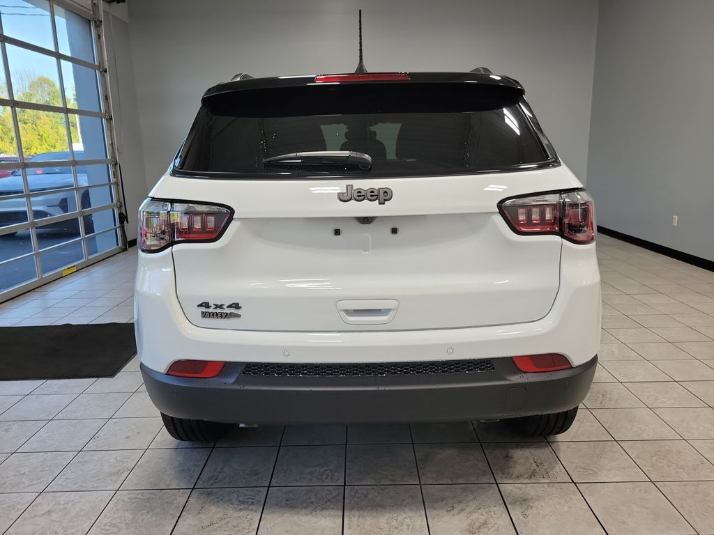2026 Jeep Compass Limited Altitude photo 3