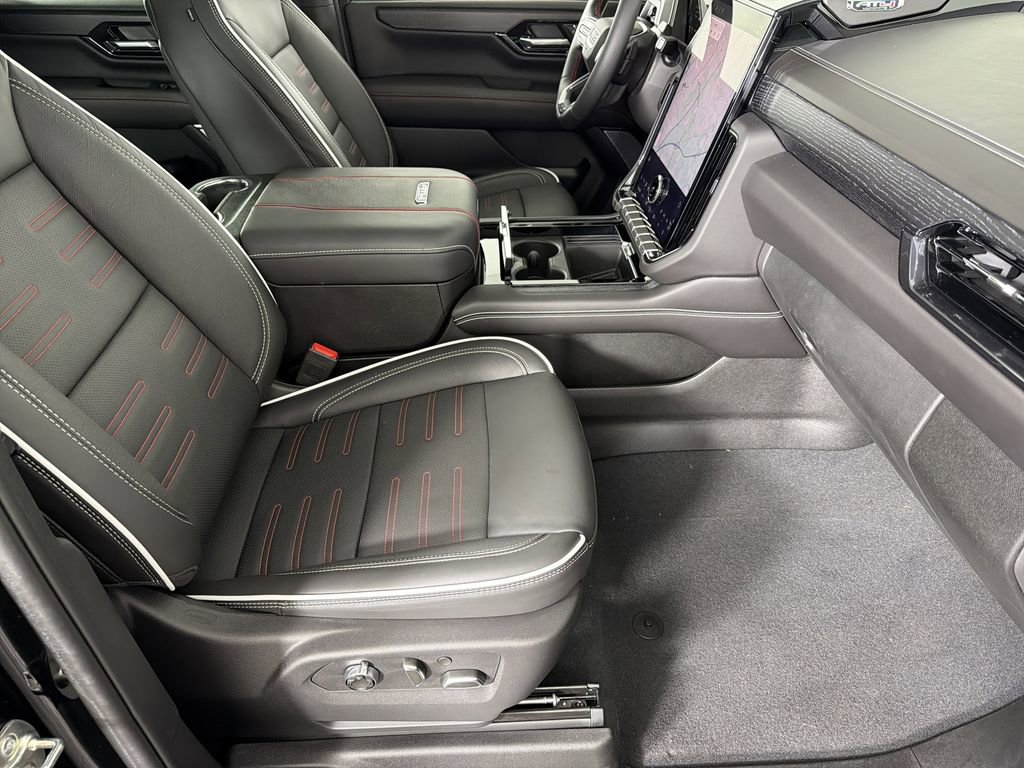2025 Gmc Yukon AT4 Ultimate photo 12