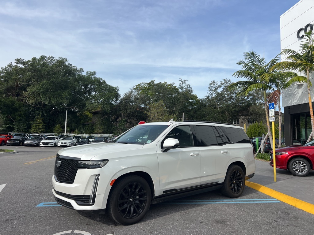 2023 Cadillac Escalade Sport Platinum photo 3