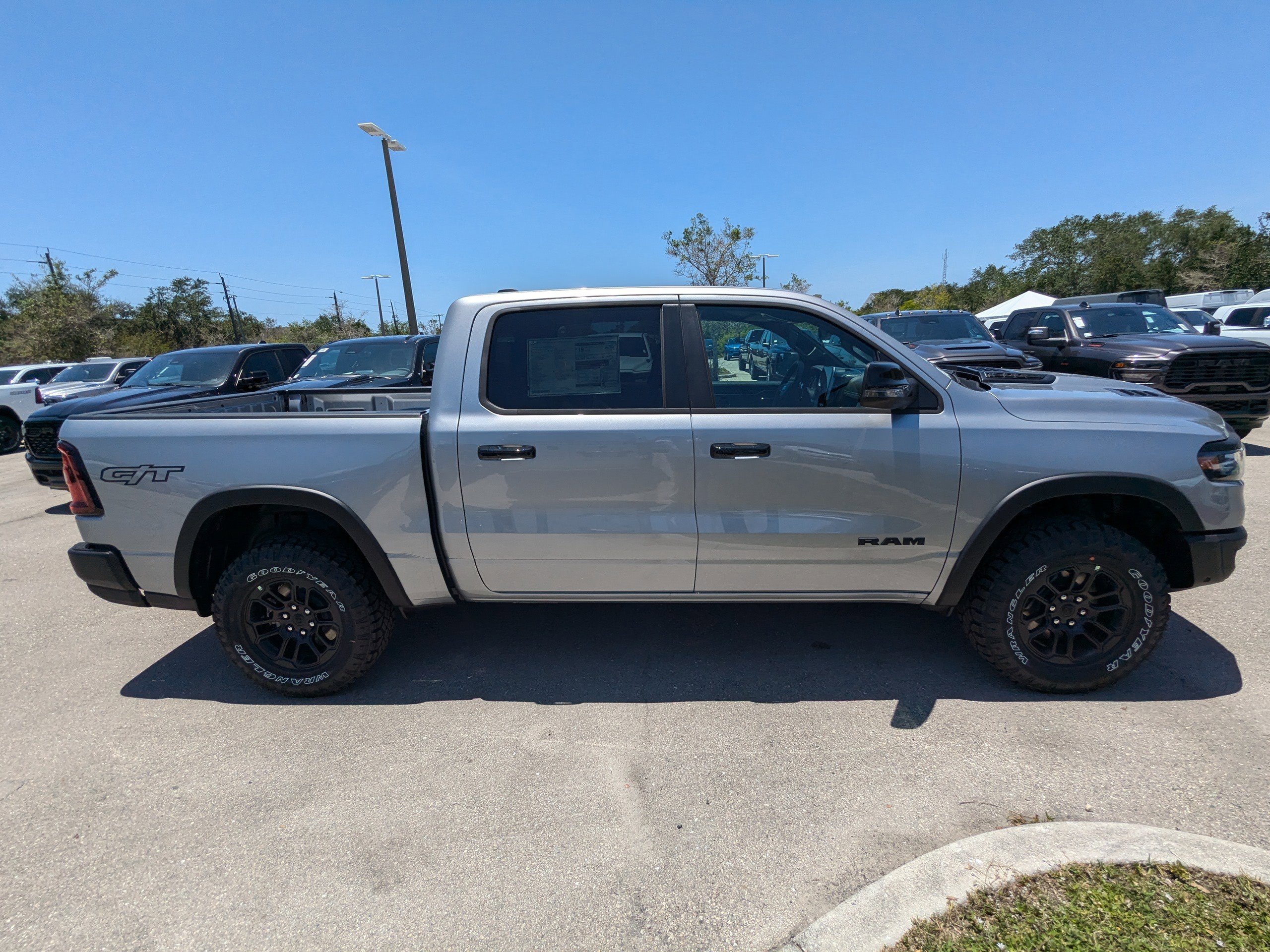 2025 Ram 1500 Rebel photo 4