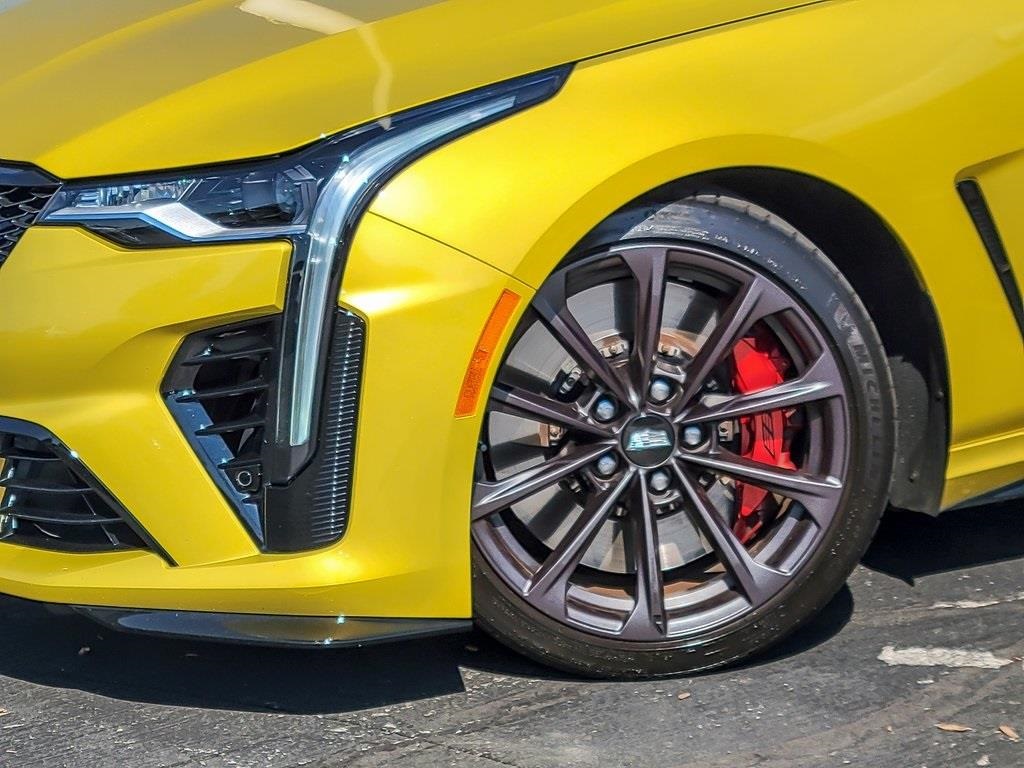 2024 Cadillac CT4 photo 3