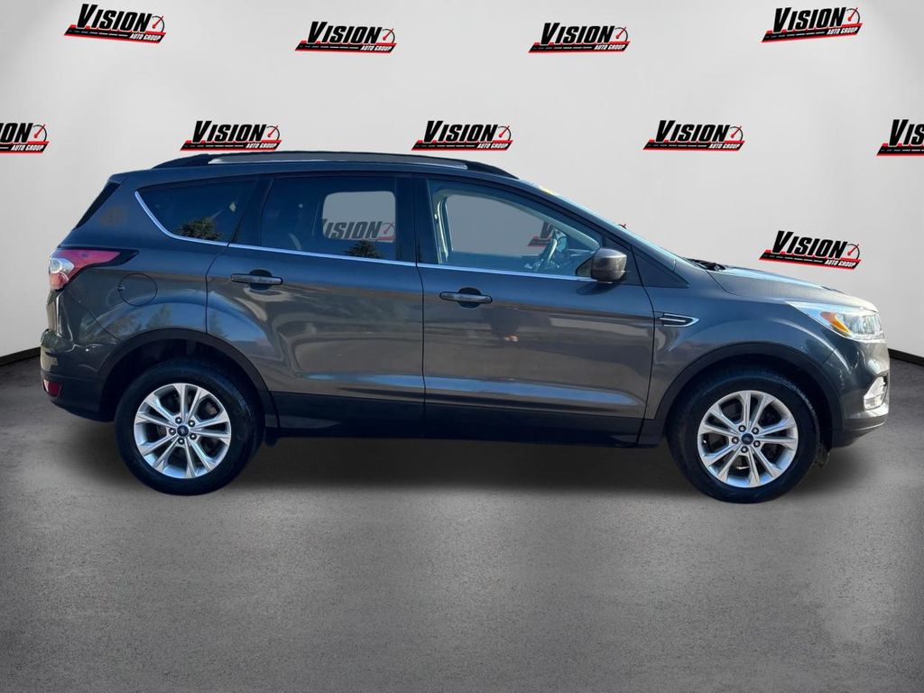 2018 Ford Escape SE photo 4