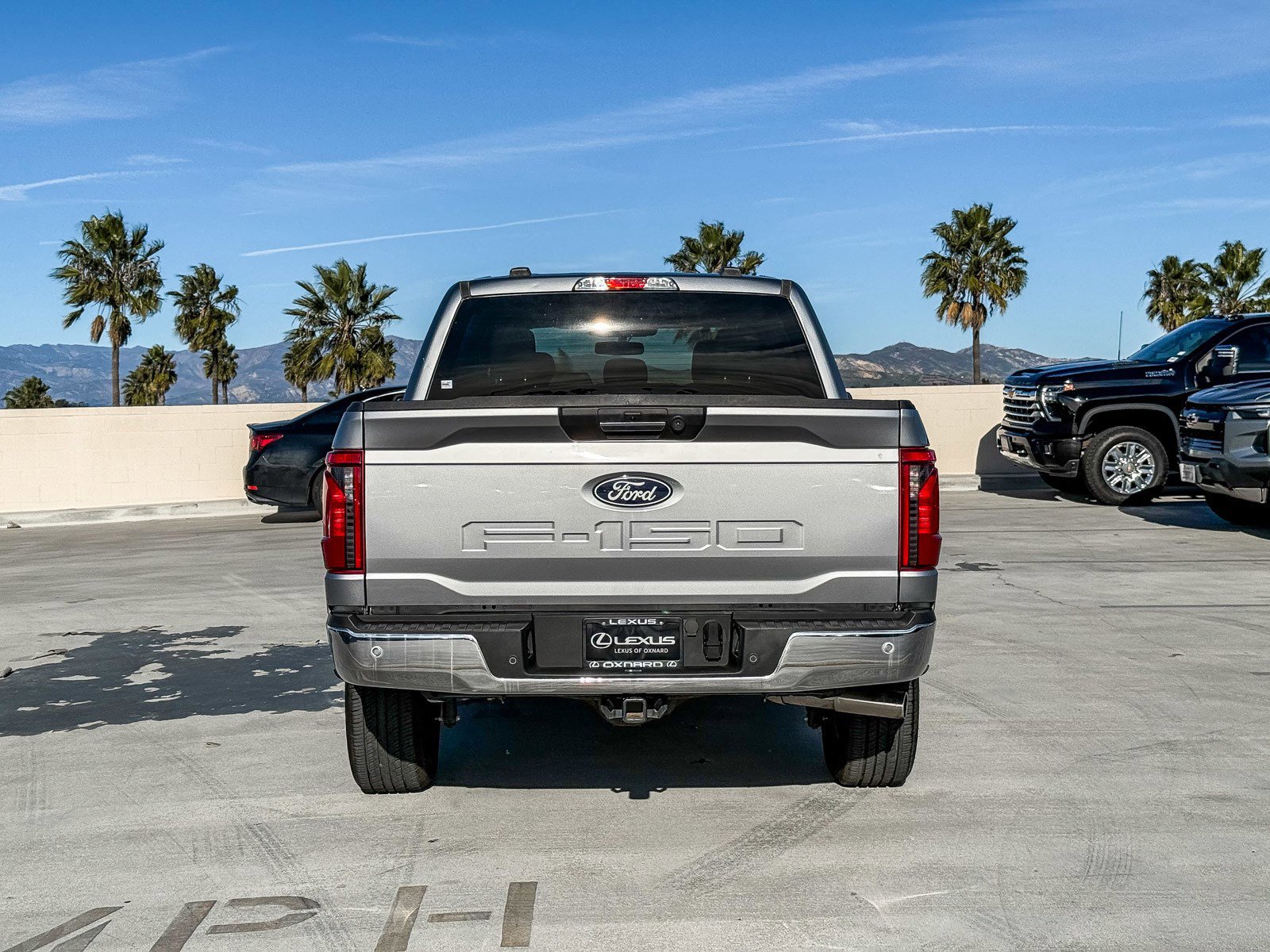2024 Ford F-150 XLT photo 2