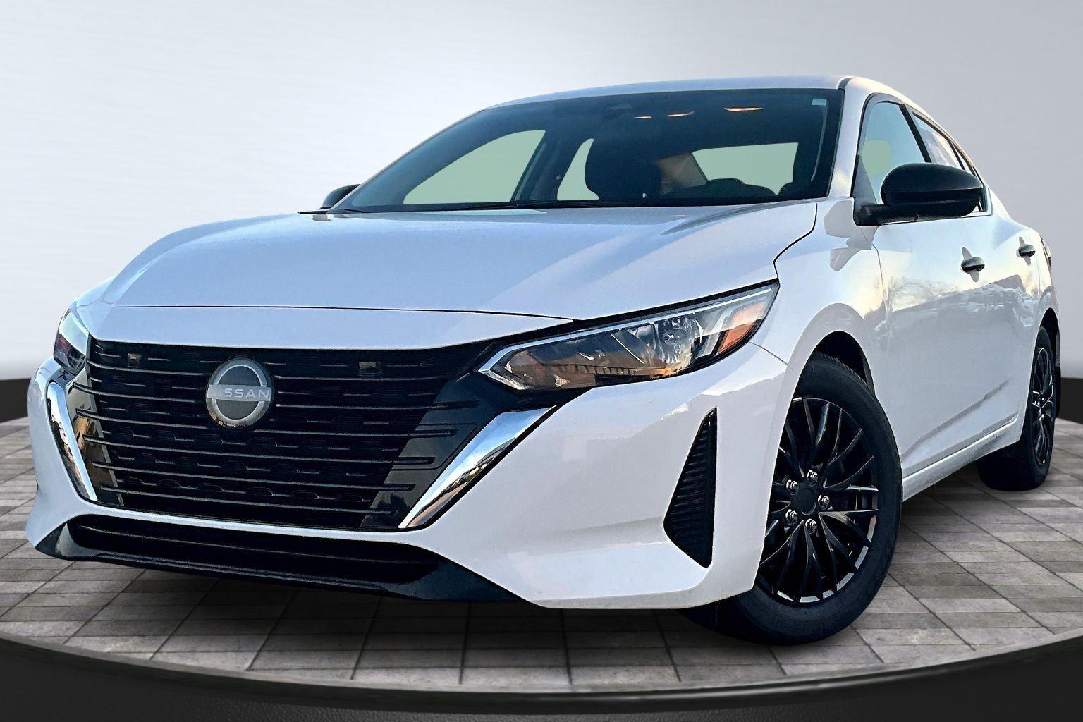 2024 Nissan Sentra S's photo