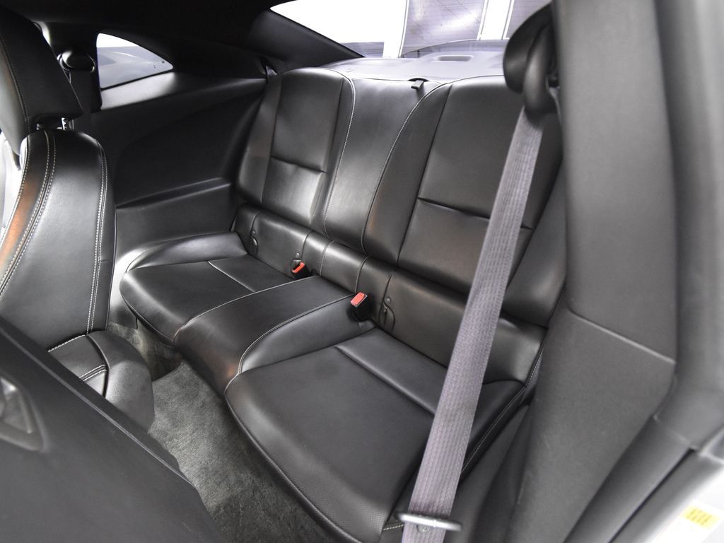 2013 Chevrolet Camaro 2LT photo 31