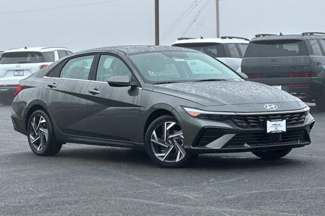 2025 Hyundai Elantra Hybrid Limited photo 2