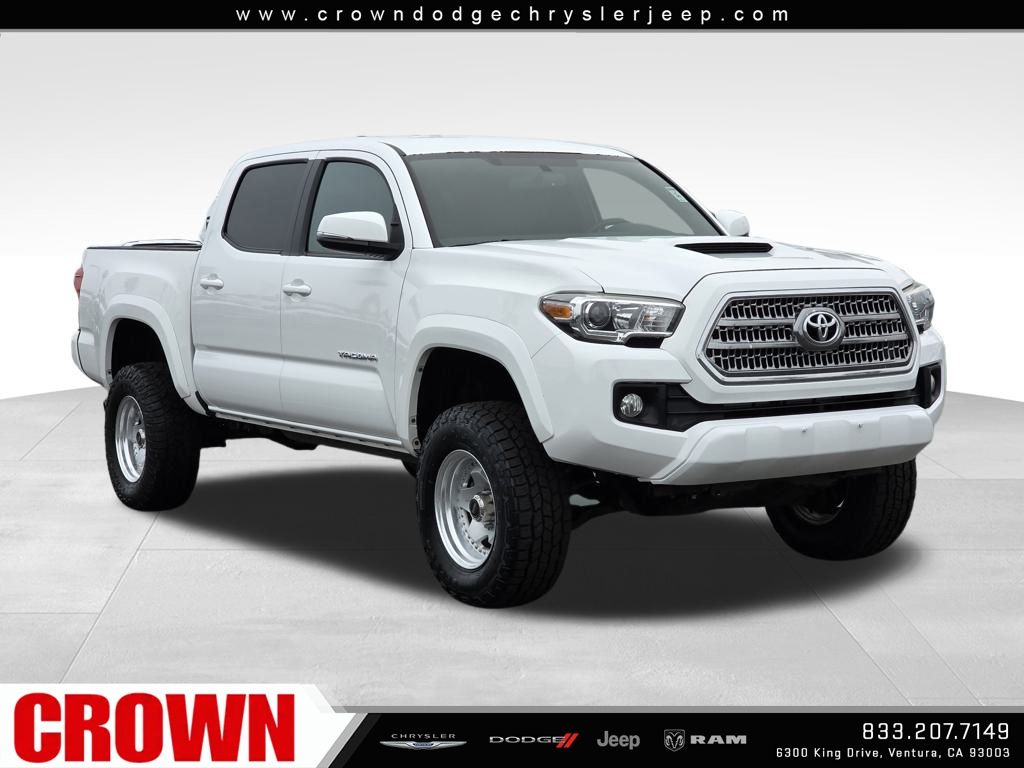 2017 Toyota Tacoma TRD Sport's photo