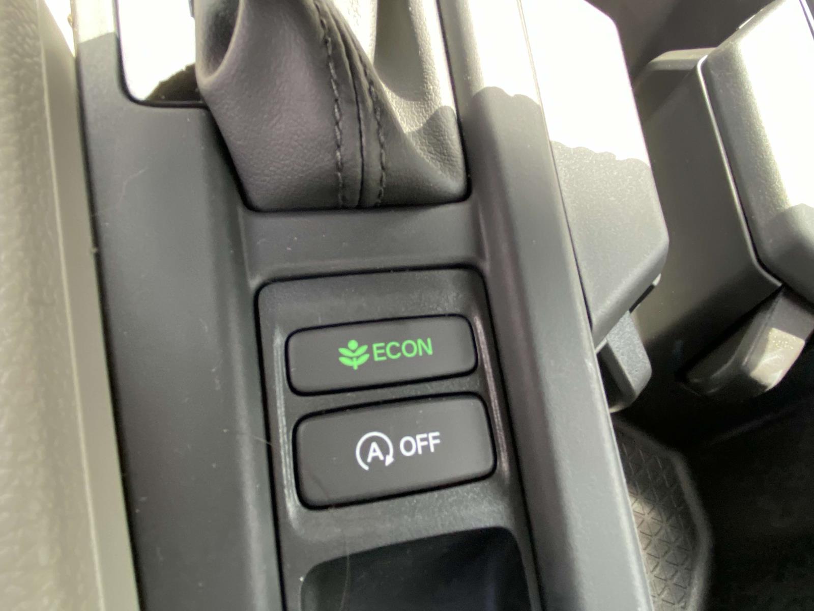 2025 Honda Accord SE photo 8