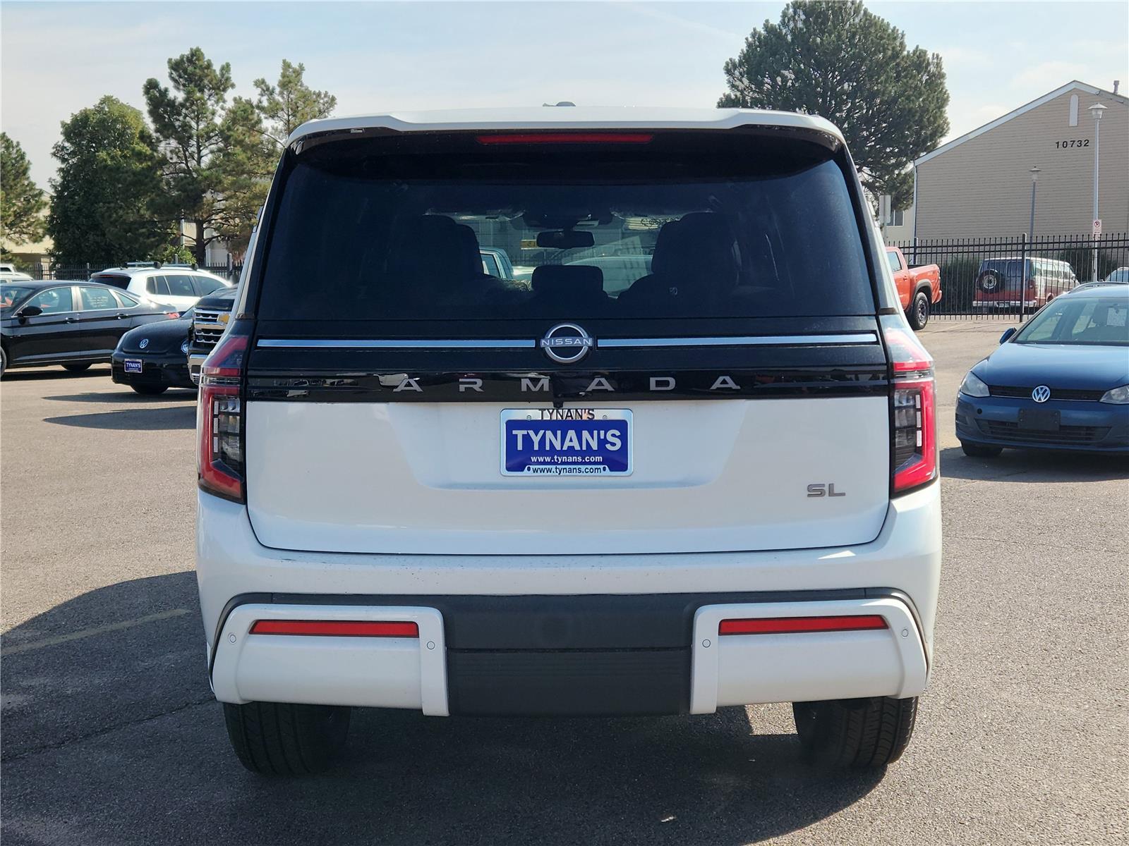 2025 Nissan Armada SL photo 4