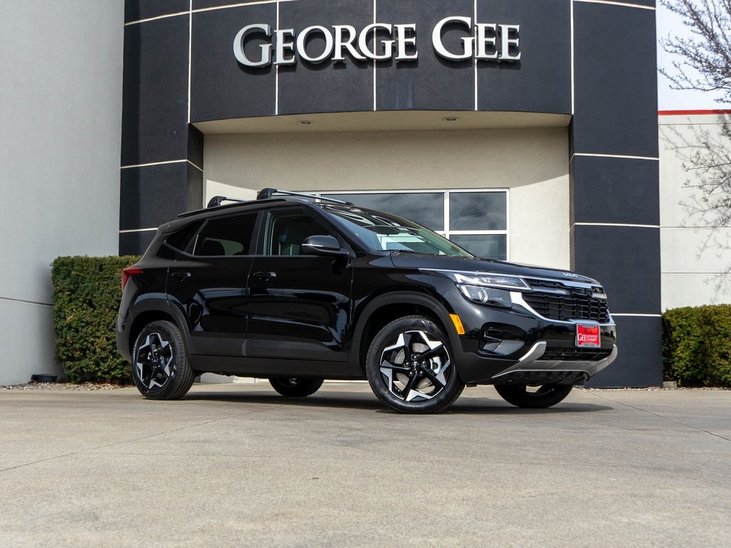 2025 Kia Seltos S's photo