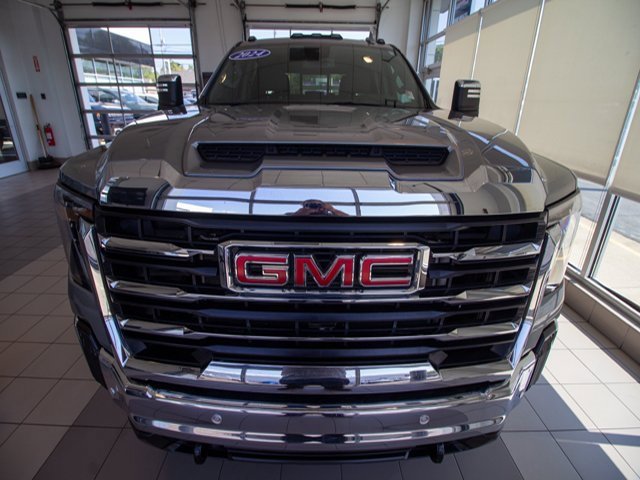 2024 Gmc Sierra 2500 HD SLT photo 3