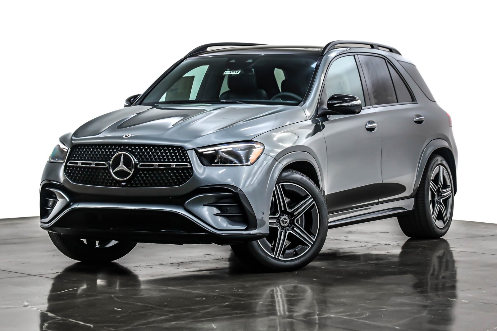 2026 Mercedes-Benz GLE GLE580's photo