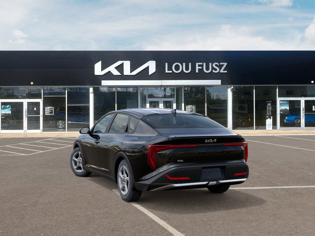 2025 Kia K4 LXS photo 4