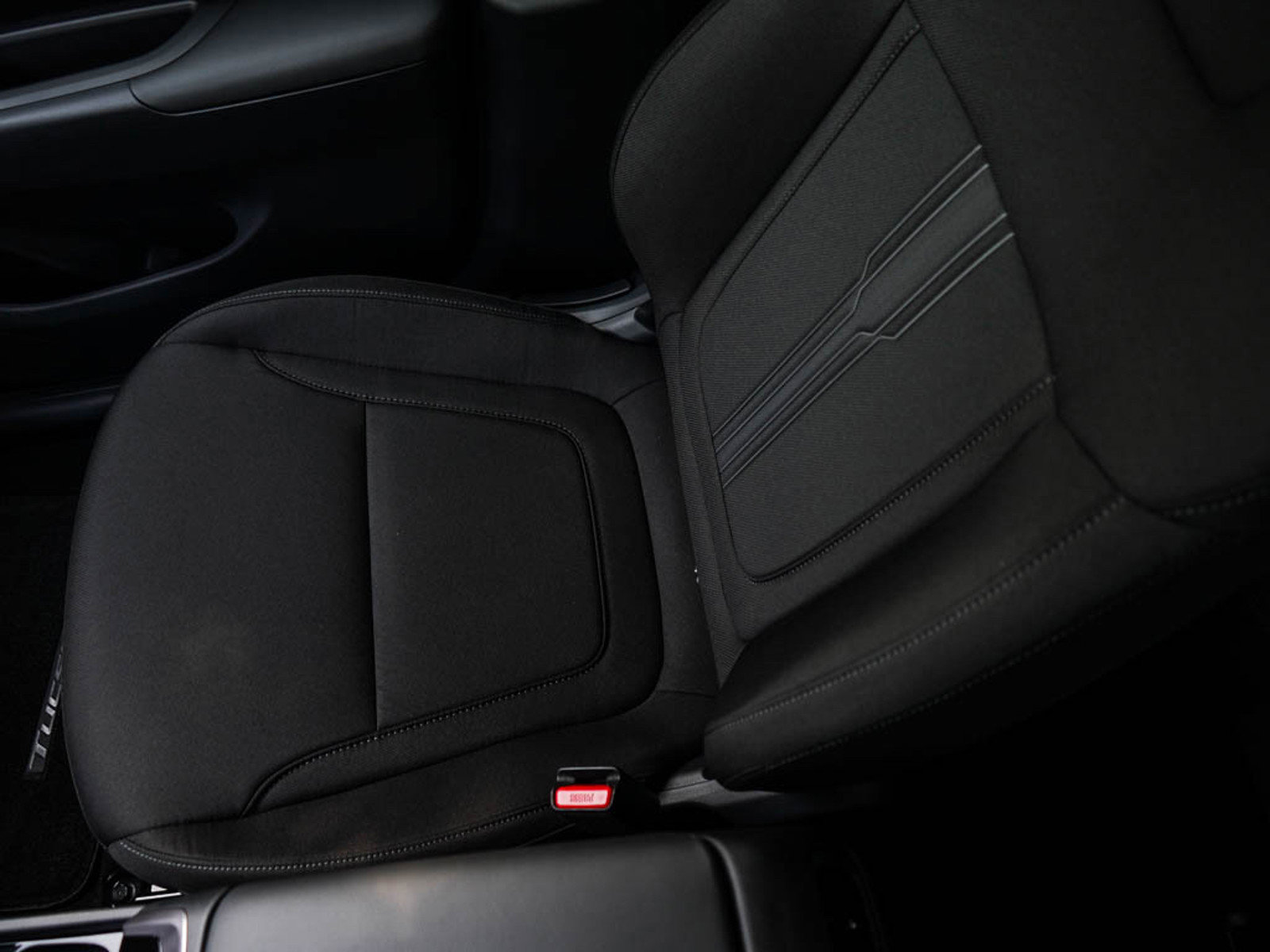 2025 Hyundai Tucson SEL photo 25