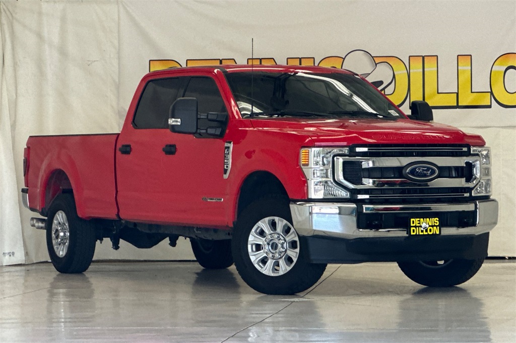 2022 Ford F-350 XLT photo 2