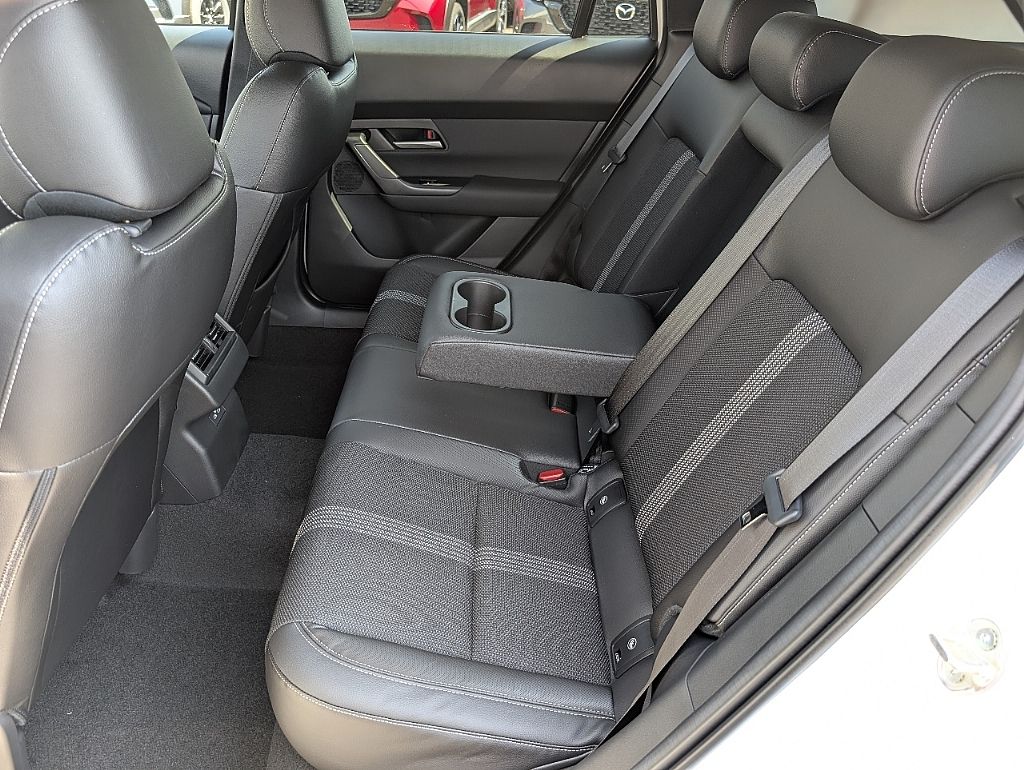 2025 Mazda CX-50 2.5 S Preferred photo 13