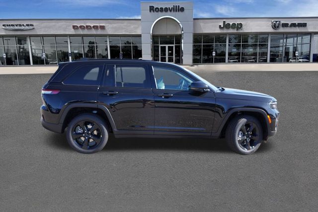 2025 Jeep Grand Cherokee Limited Black photo 2