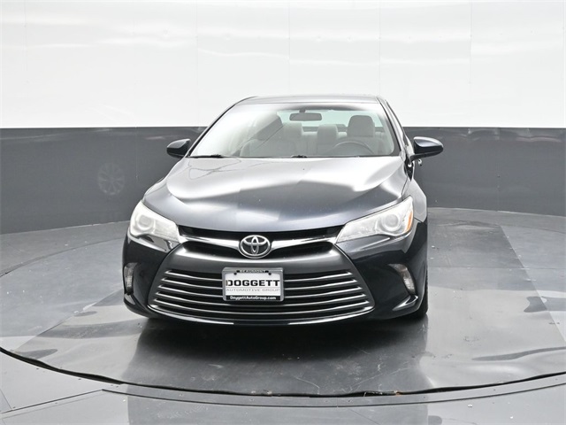 2016 Toyota Camry LE photo 28