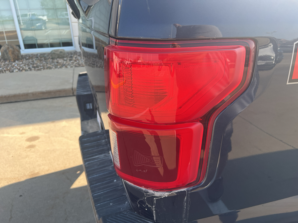 2019 Ford F-150 XLT photo 12