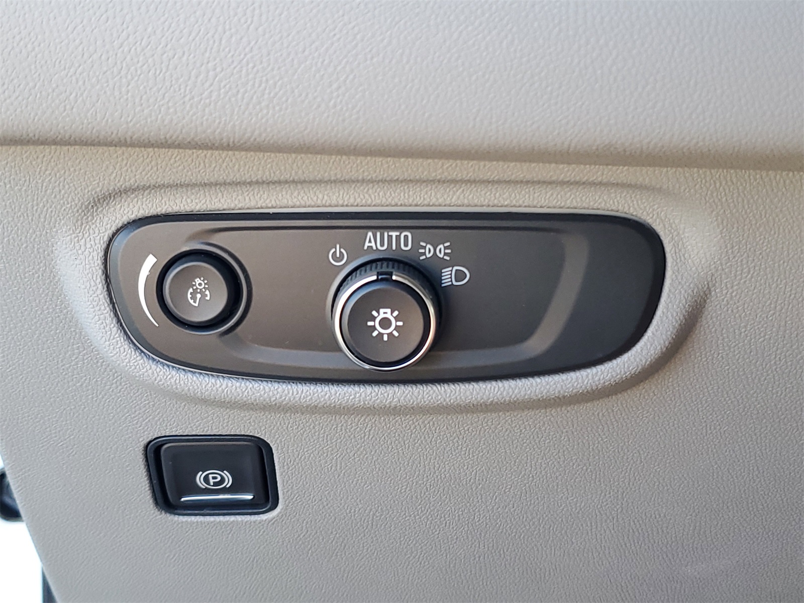 2024 Gmc Terrain SLE photo 19