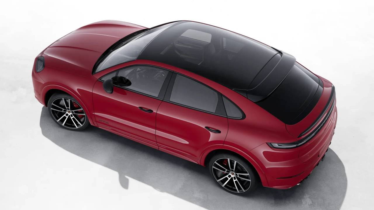 2026 Porsche Cayenne GTS Coupe photo 4