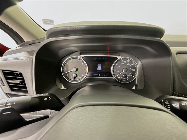 2025 Nissan Rogue S photo 13
