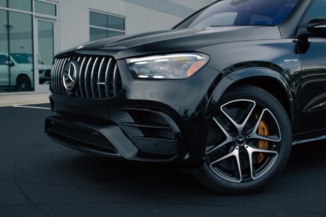 2025 Mercedes Benz GLE AMG 63 4MATIC photo 2