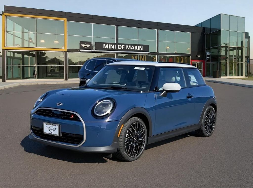 2026 MINI Hardtop 2 Door S's photo