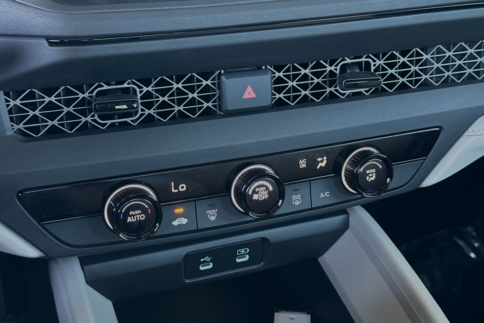 2025 Honda Accord LX photo 21