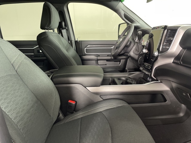 2026 Ram 2500 Big Horn photo 12