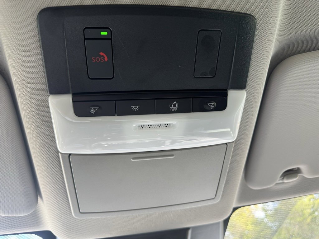2025 Nissan Rogue SV photo 19