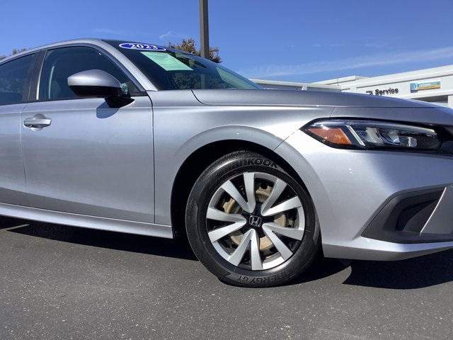 2023 Honda Civic LX photo 3