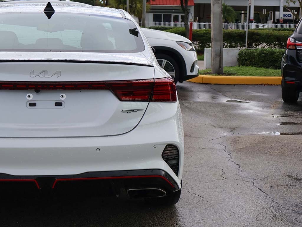 2023 Kia Forte GT photo 17