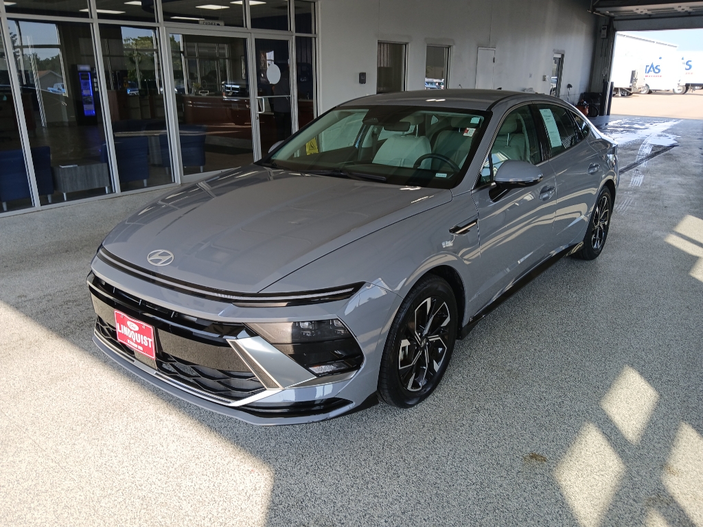 2024 Hyundai Sonata SEL photo 4