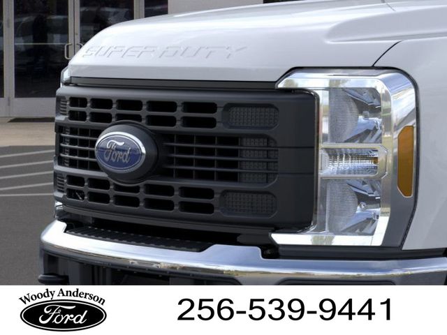 2025 Ford F-250 photo 16