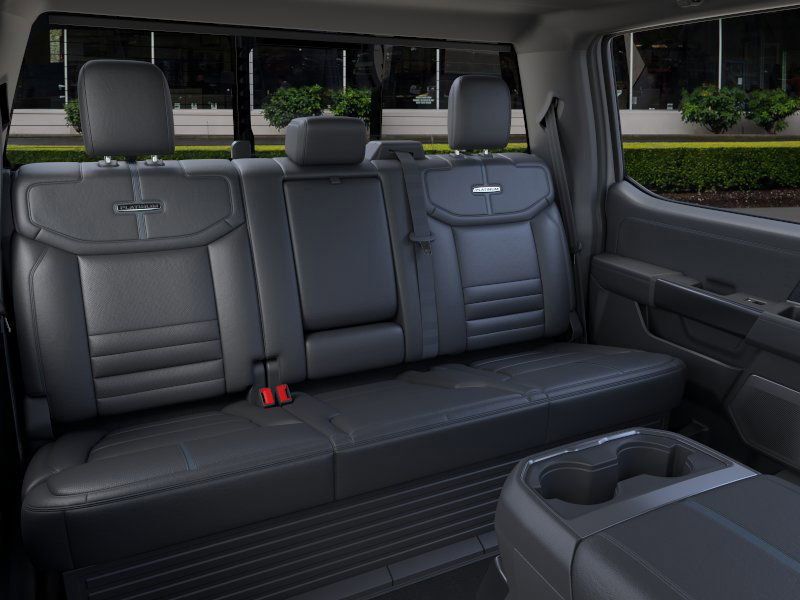 2025 Ford F-350 photo 7