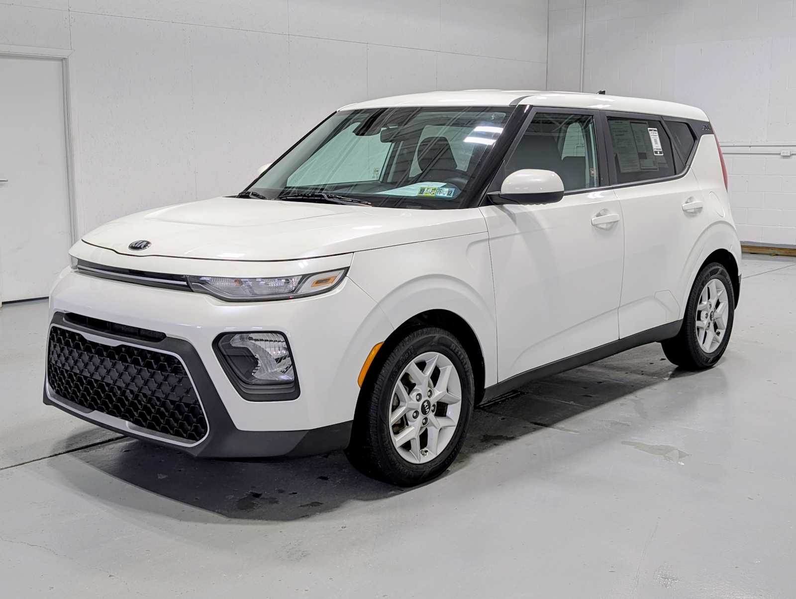 2021 Kia Soul S's photo