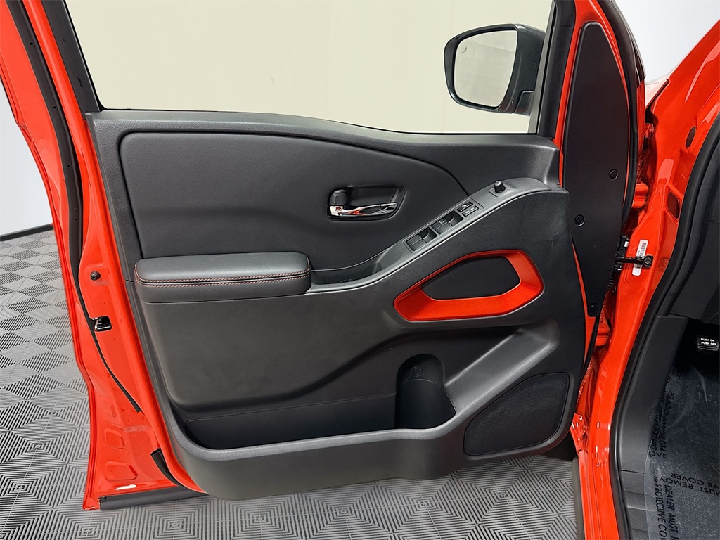 2025 Nissan Frontier PRO-4X photo 19
