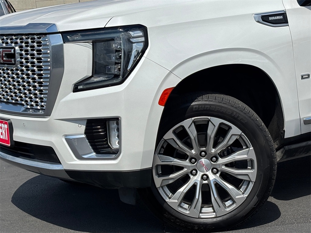 2021 Gmc Yukon XL Denali photo 3