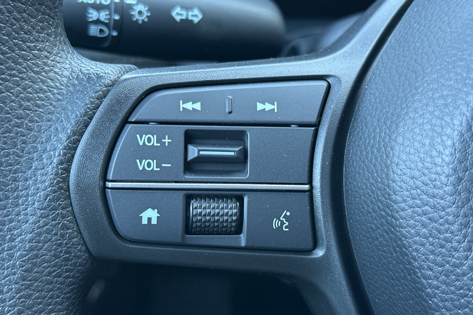 2026 Honda HR-V LX photo 22