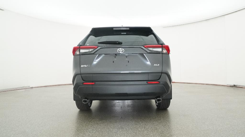 2025 Toyota RAV4 XLE photo 3