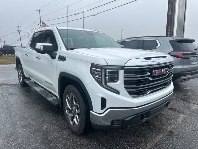2023 GMC Sierra 1500 SLT's photo