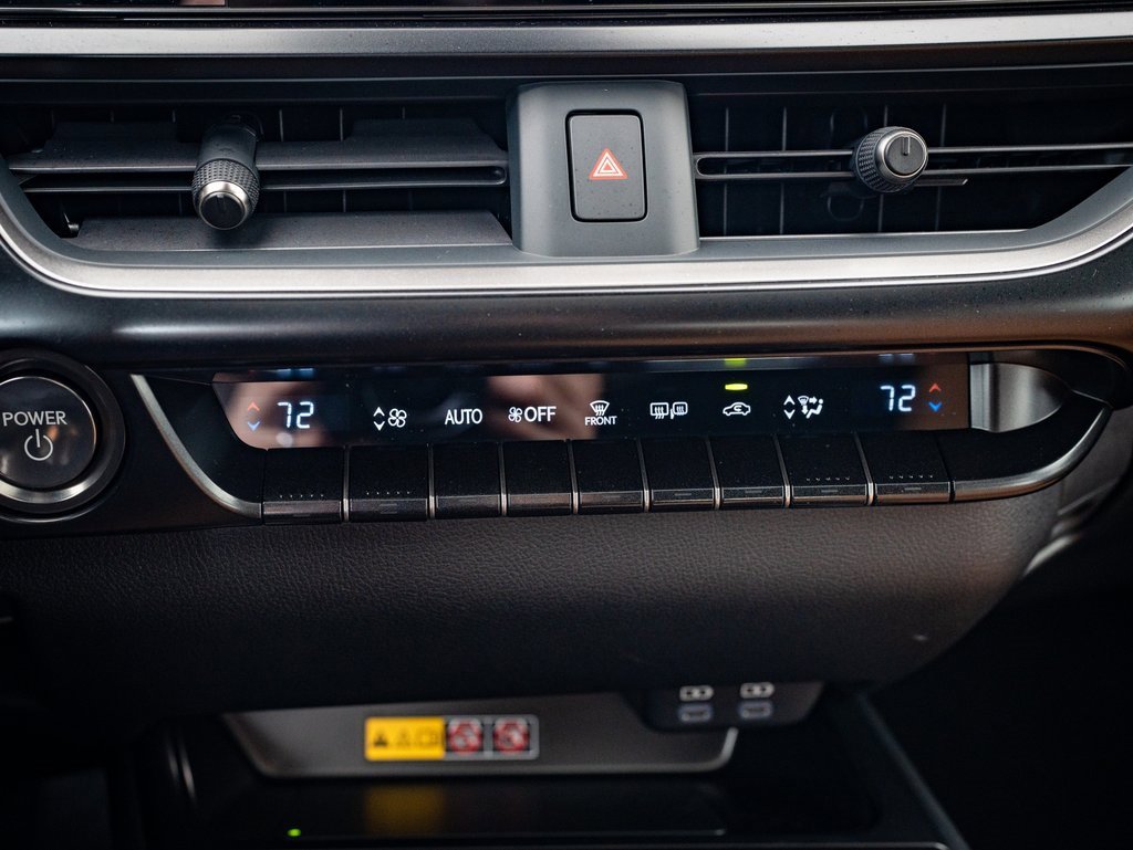 2025 Lexus UX Premium photo 22