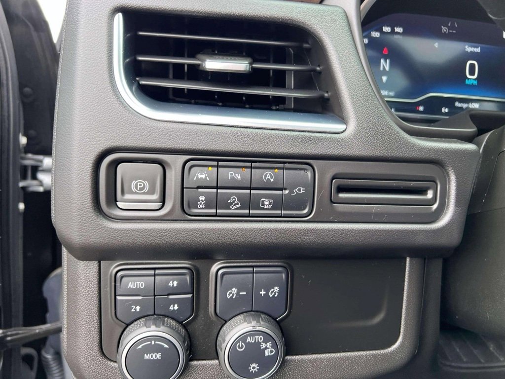 2022 Chevrolet Tahoe Z71 photo 13