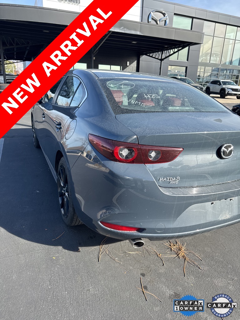 2024 Mazda Mazda3 2.5 s Carbon photo 4