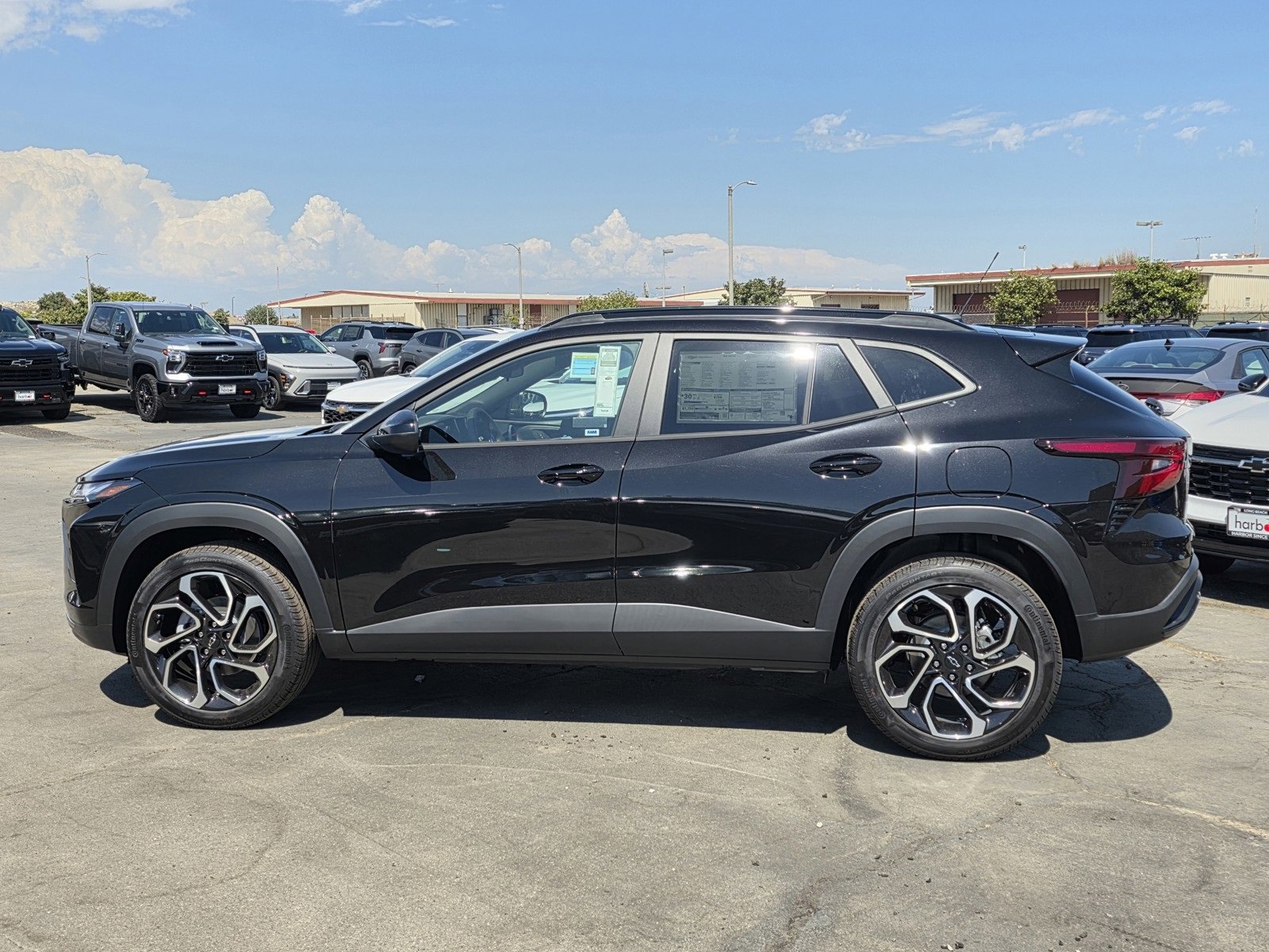 2025 Chevrolet Trax photo 11