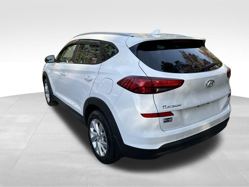 2021 Hyundai Tucson Value photo 3