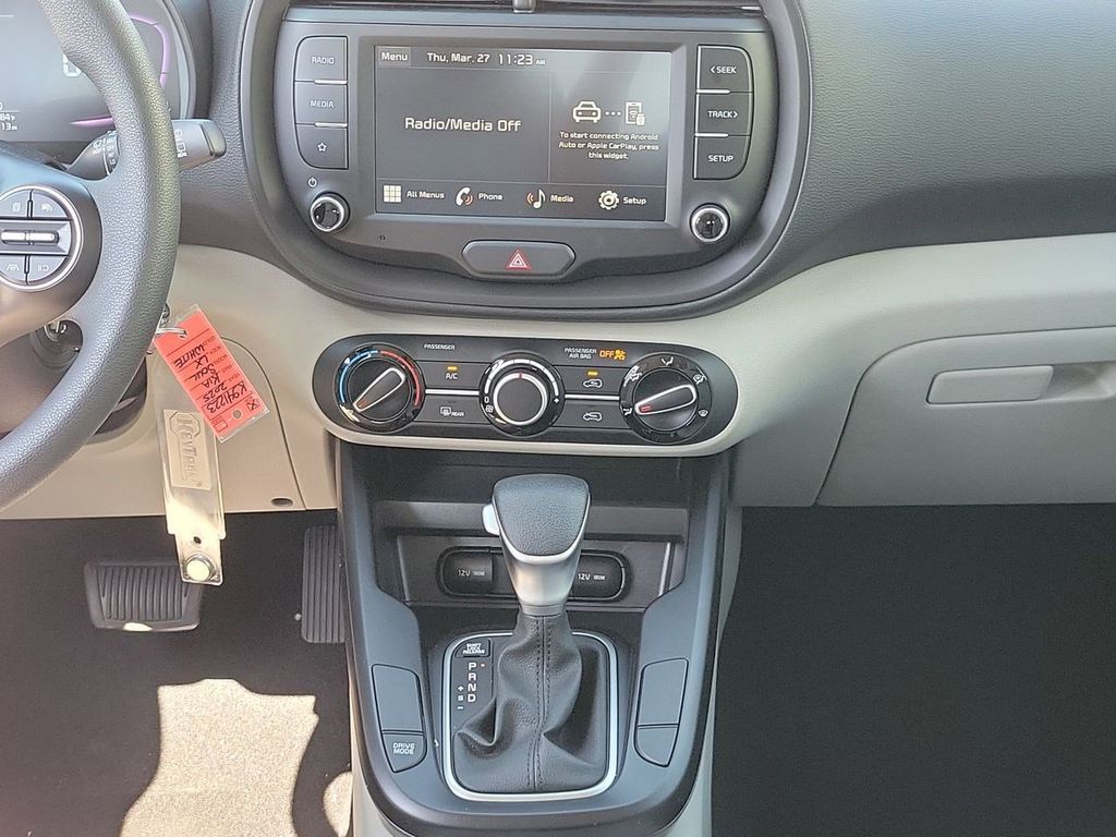 2025 Kia Soul LX S photo 16