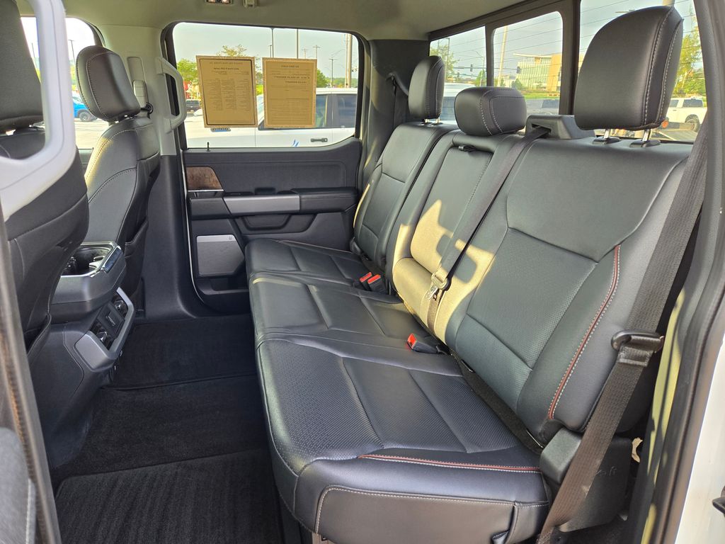 2022 Ford F-150 Lariat photo 25