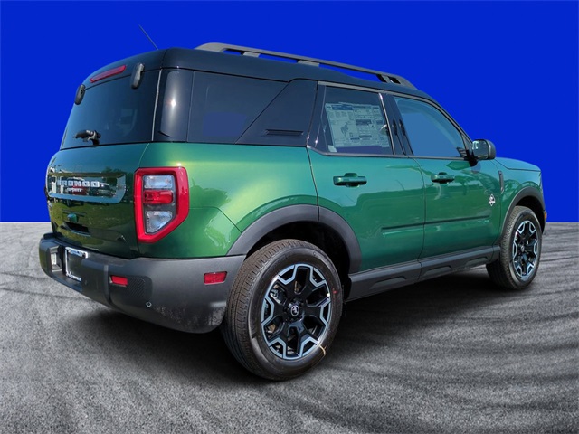 2025 Ford Bronco Sport Outer Banks photo 2